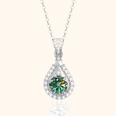 Alindra Voselle Necklace