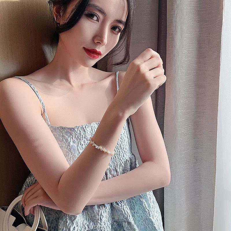 Céline Pearl Bracelet - Image 4
