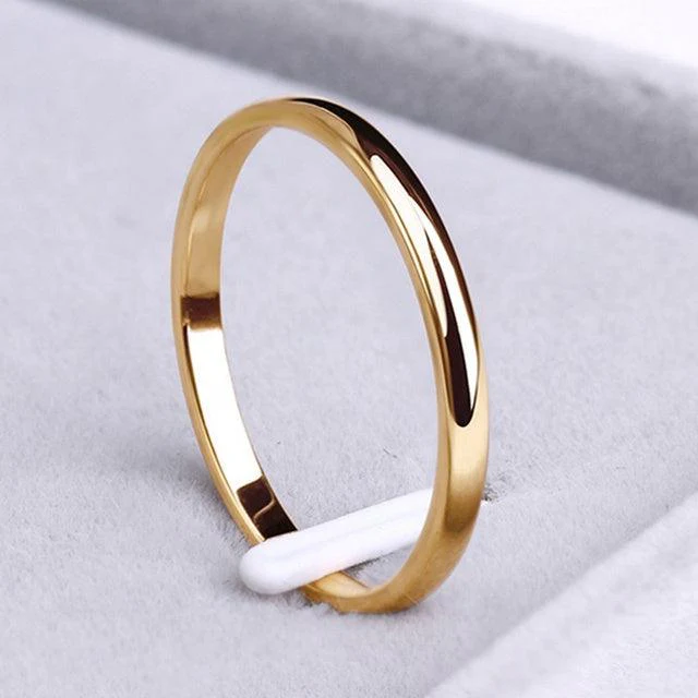 Simple ring made of gold and silver - Image 2