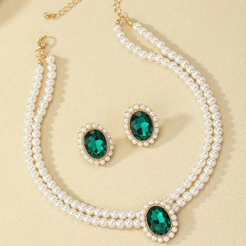 Evelina Marchand Jewelry emerald
