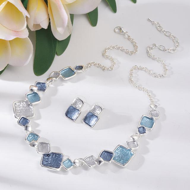 Gray Enamel Round Necklaces Geometric - Image 4