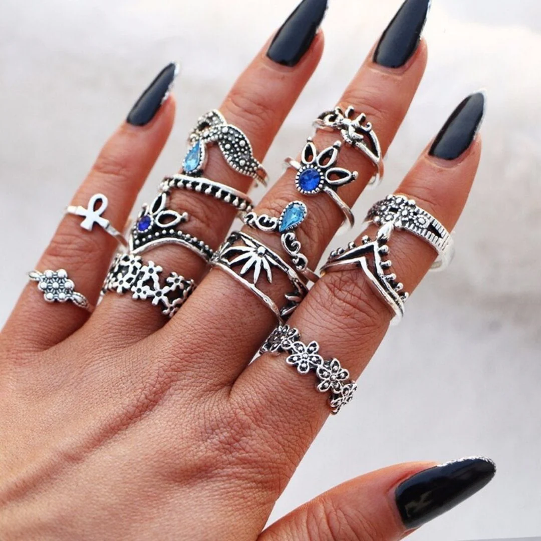 Unique Premium Pack of 8 to 12 Rings - Image 12