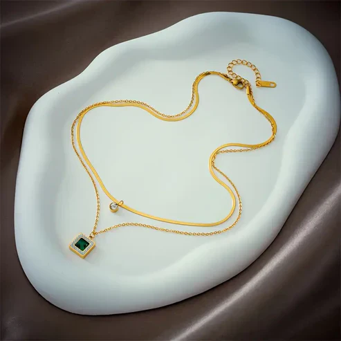 Tirena Valeure Necklace - Image 4