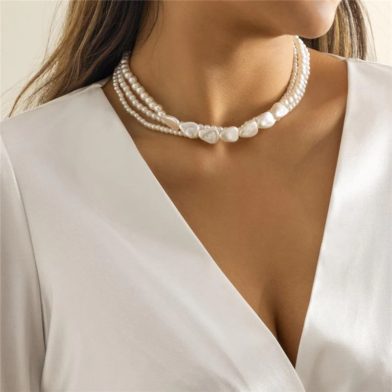 White Stone and Pearl Necklace in Gold - Image 2